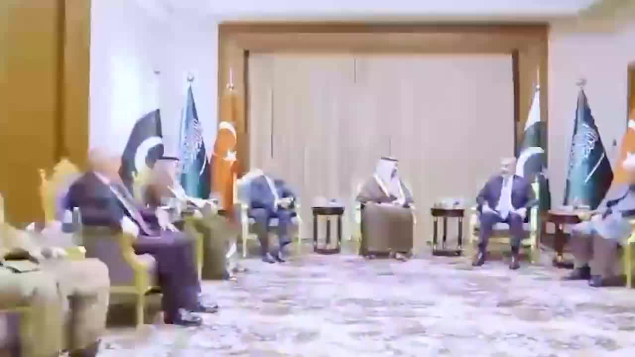 Turquía y Pakistán enviarán tropas en apoyo a Arabia Saudí tras los ataques de los hutíes
