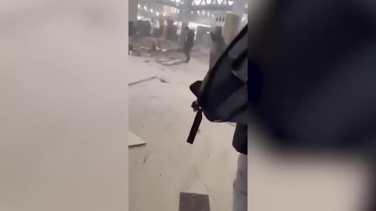 Al menos doce muertos en un ataque de los hutíes sobre el aeropuerto de Riad