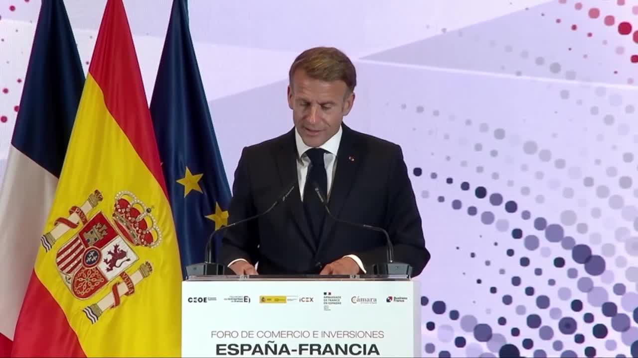 Macron rechaza la dimisión del ministro del Interior tras las protestas y disturbios del sábado
